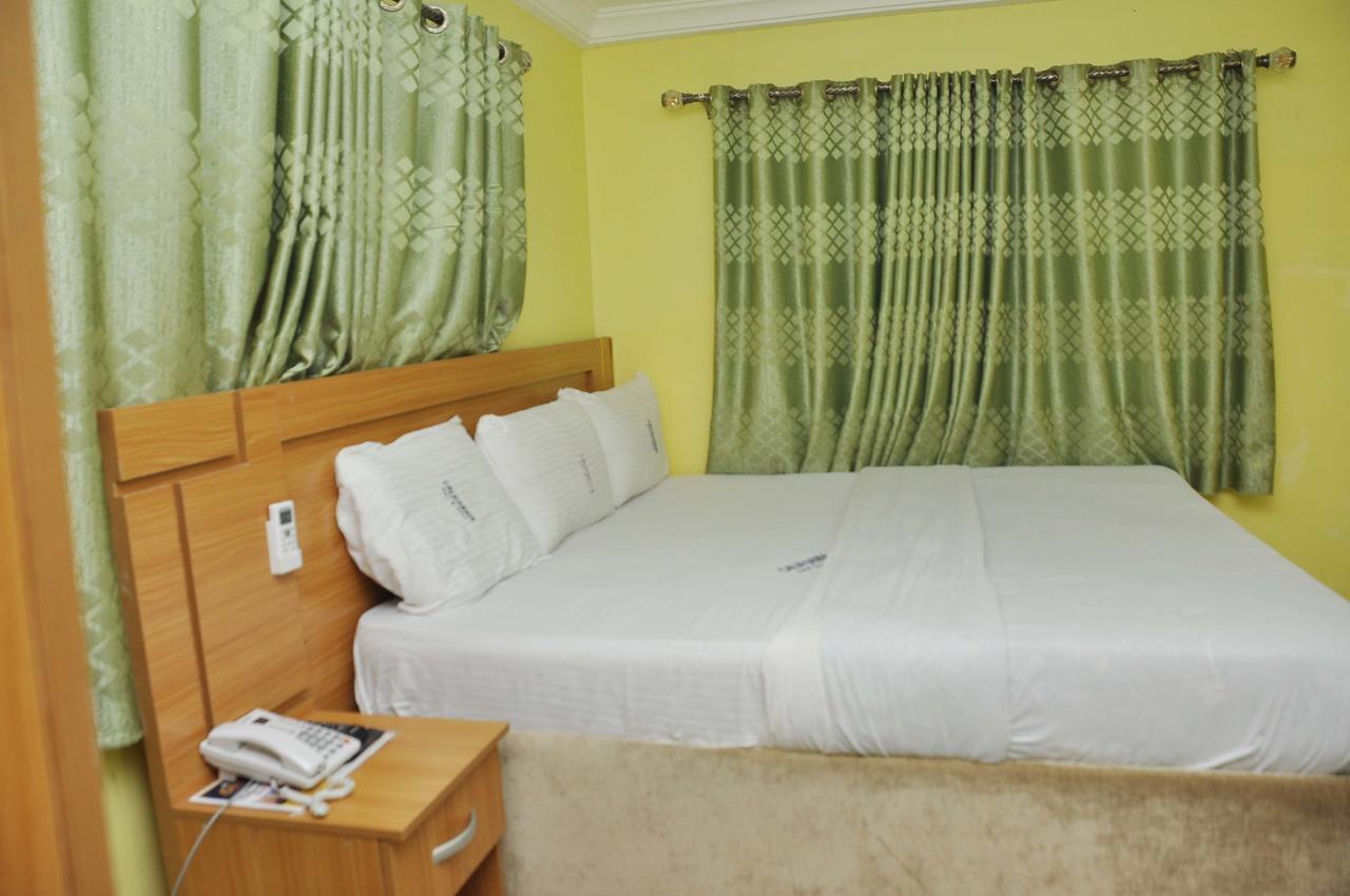 California Garden, Hotel & Suites Onitsha  Eksteriør billede